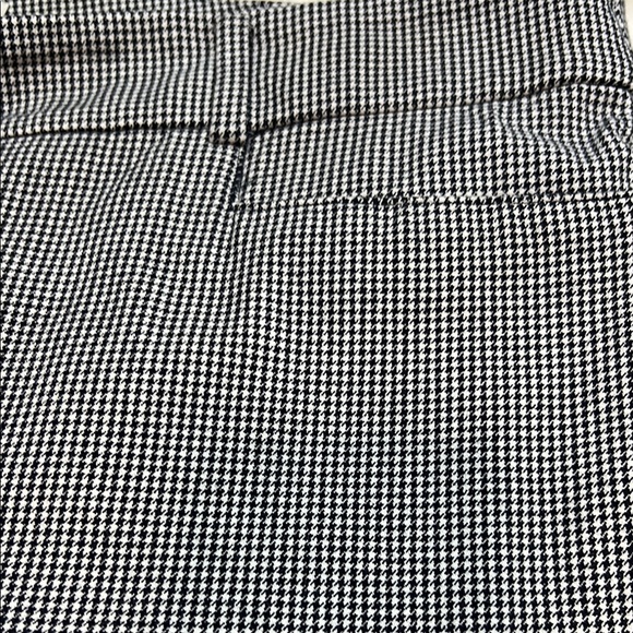 Women Black White Pants EUC size 16 curvy - Picture 6 of 9